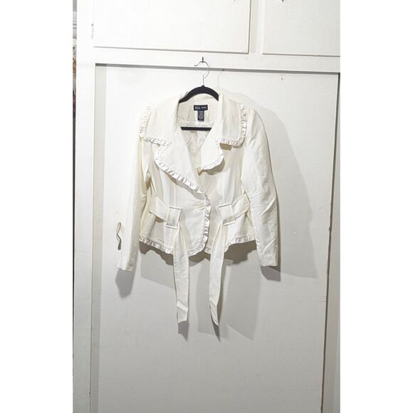 DFA New York Jackets & Blazers - DFA New York Cream Ruffle Blazer sz. Small
